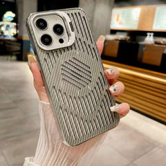 Carbon Fiber Hollow Heat Dissipation Magnetic Phone Case With Lens Holder For iPhone 16 15 14 13 Series