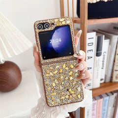 Specially designed for Galaxy Z Flip 3/Galaxy Z Flip 4/Galaxy Z Flip 5/Galaxy Z Flip 6 phone case, flash diamond style, unique appearance