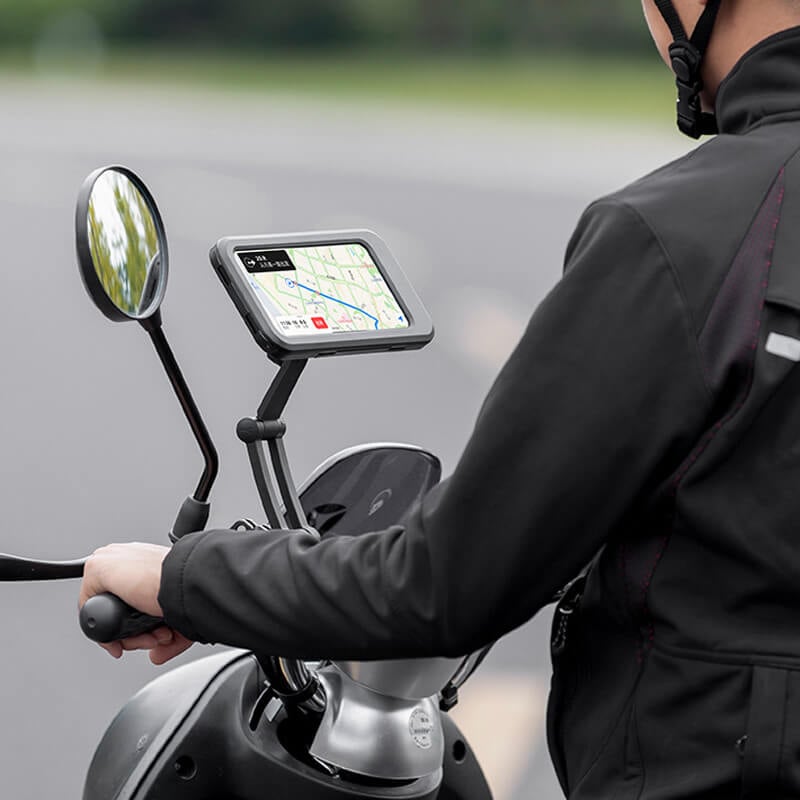 📱 Waterproof case for phone on motorbike