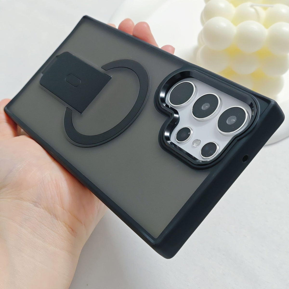 Suitable For Galaxy S25/S24/23 Series Magnetic Bracket Skin-feel Phone Case