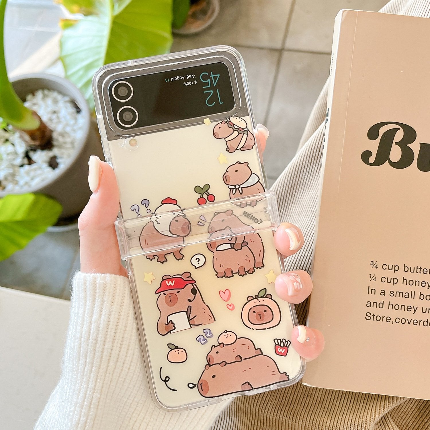 [🎉New Product✨] Cartoon Capybara Phone Case Suitable For Galaxy Z Flip 3/Galaxy Z Flip 4/Galaxy Z Flip 5/Galaxy Z Flip 6