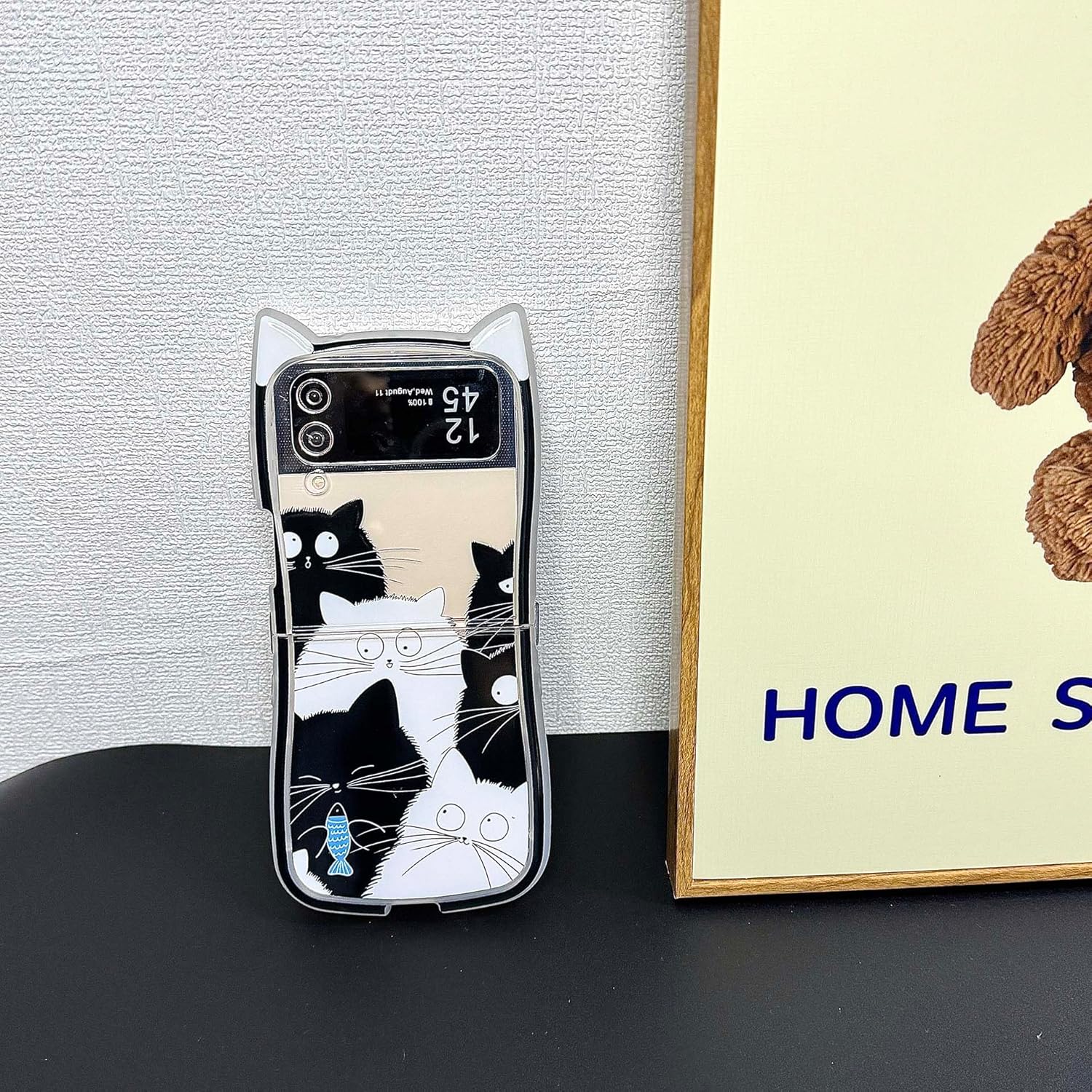 🐱[New Cat Ears] Black and White Cat Phone Case, Suitable for Galaxy Z Flip 3 / Galaxy Z Flip 4 / Galaxy Z Flip 5 / Galaxy Z Flip 6