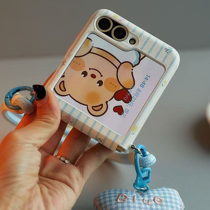 Floral Bear Phone Case For Samsung Galaxy Z Flip 5 & Samsung Galaxy Z Flip 6