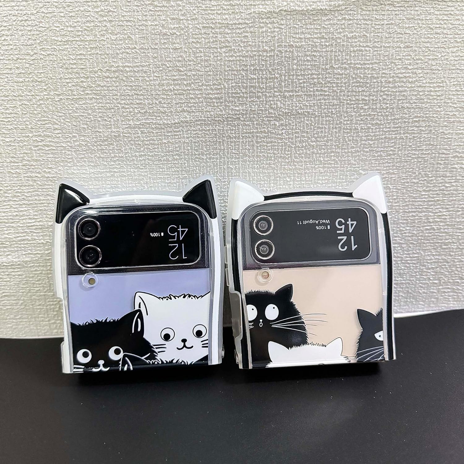 🐱[New Cat Ears] Black and White Cat Phone Case, Suitable for Galaxy Z Flip 3 / Galaxy Z Flip 4 / Galaxy Z Flip 5 / Galaxy Z Flip 6