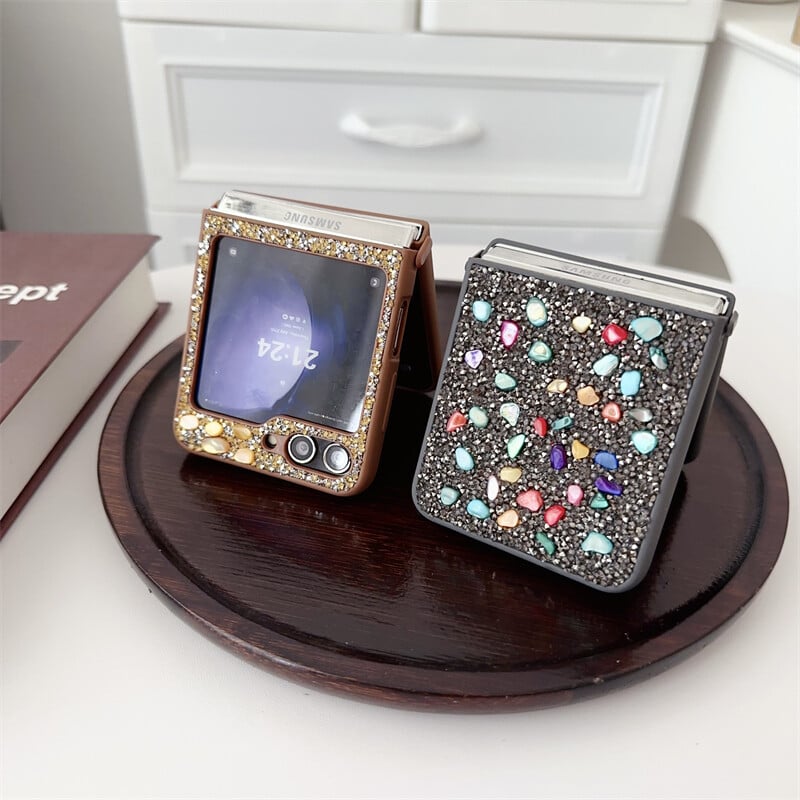 Specially designed for Galaxy Z Flip 3/Galaxy Z Flip 4/Galaxy Z Flip 5/Galaxy Z Flip 6 phone case, flash diamond style, unique appearance