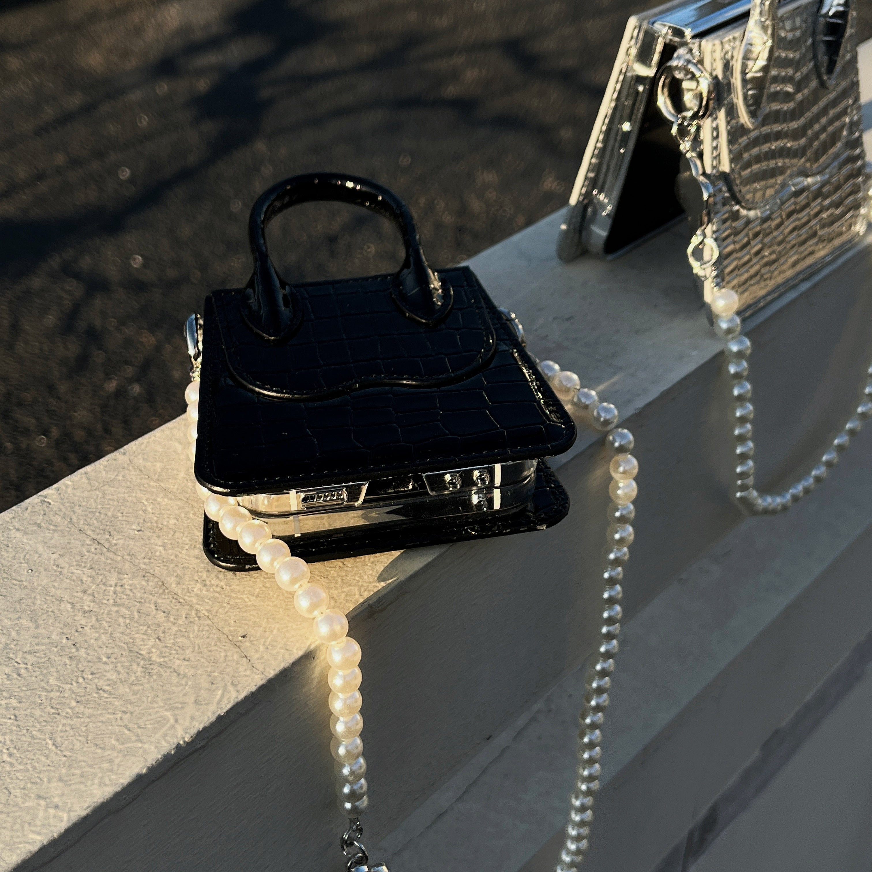 Crocodile pattern handbag style mobile phone case, suitable for Galaxy Z Flip 3/Galaxy Z Flip 4/Galaxy Z Flip 5/Galaxy Z Flip 6