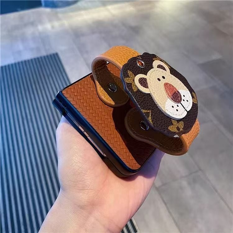 Lion Wristband Phone Case for Galaxy Z Flip 3/Galaxy Z Flip 4/Galaxy Z Flip 5/Galaxy Z Flip 6