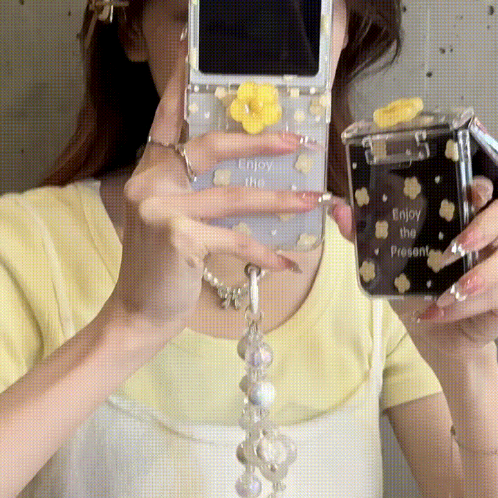 3D Rotating Flower Phone Case, Suitable For Galaxy Z Flip 3/Galaxy Z Flip 4/Galaxy Z Flip 5/Galaxy Z Flip 6