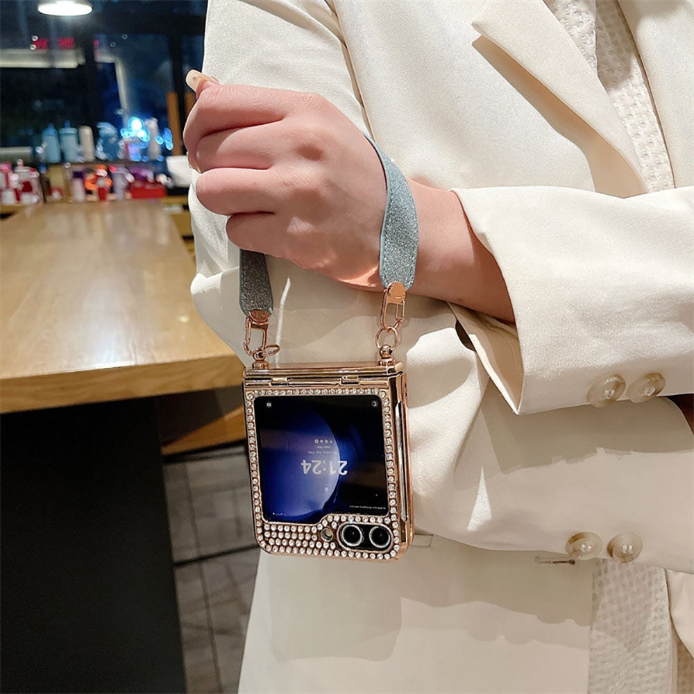 Diamond Glitter Hand-Held Wristband All-Inclusive Anti-Fall Protection Phone Case For Galaxy Z Flip 3 / Galaxy Z Flip 4 / Galaxy Z Flip 5 / Galaxy Z Flip 6
