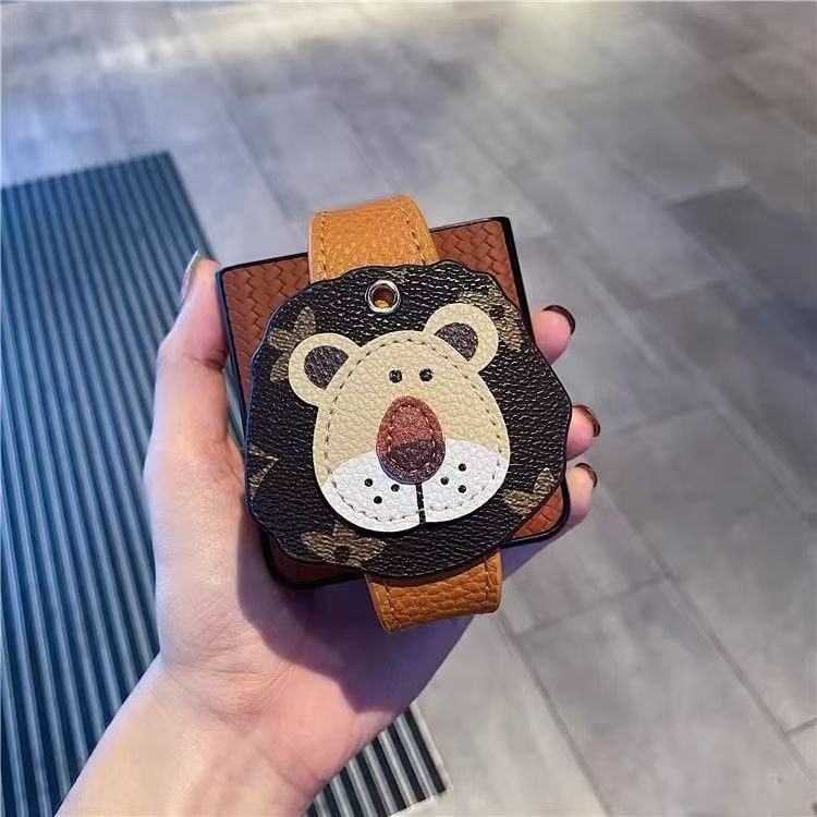 Lion Wristband Phone Case for Galaxy Z Flip 3/Galaxy Z Flip 4/Galaxy Z Flip 5/Galaxy Z Flip 6